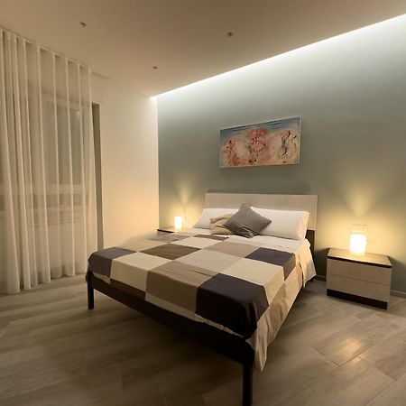 Al Civico3 Home & Suites Salerno Kültér fotó