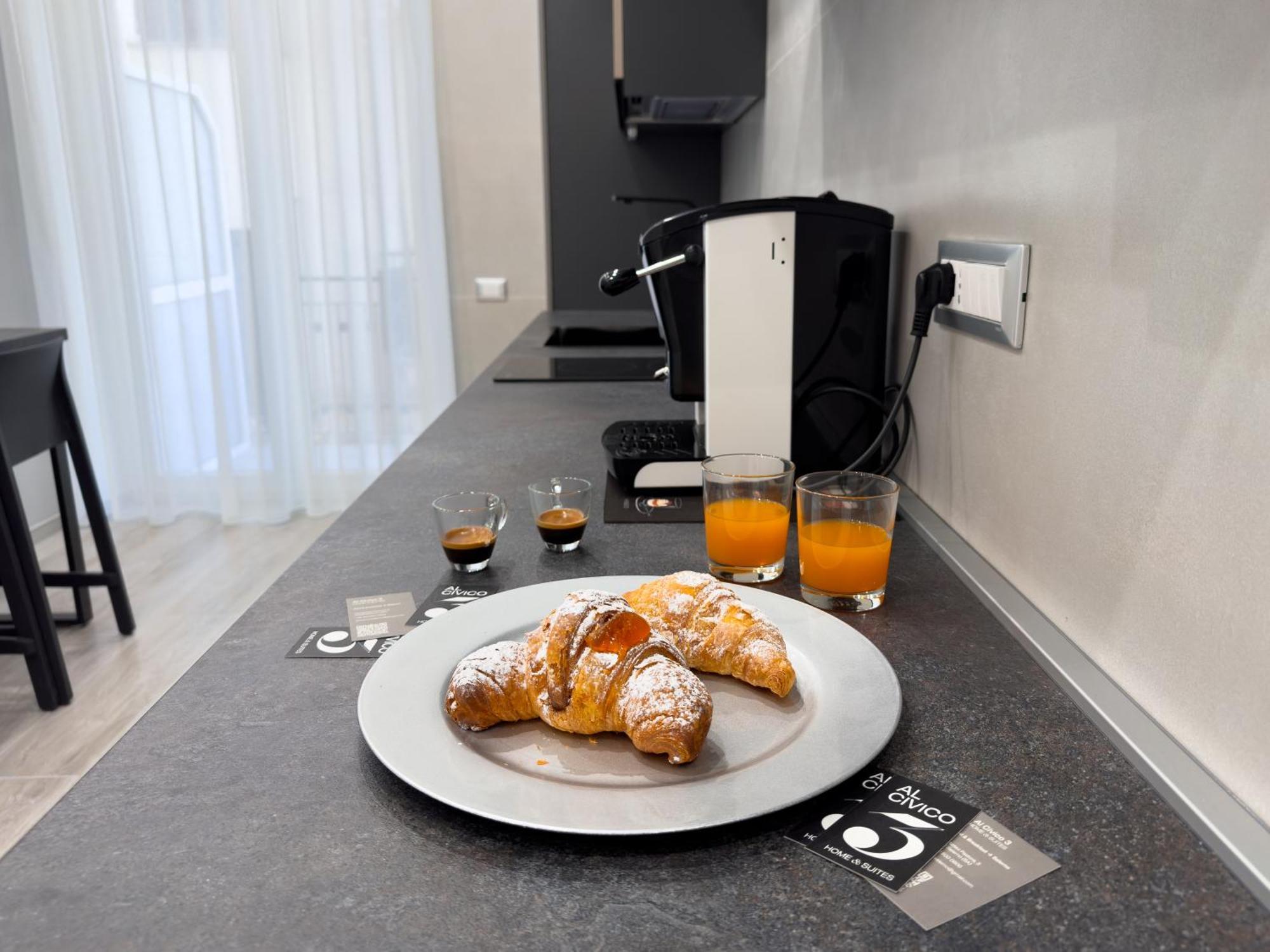 Al Civico3 Home & Suites Salerno Kültér fotó
