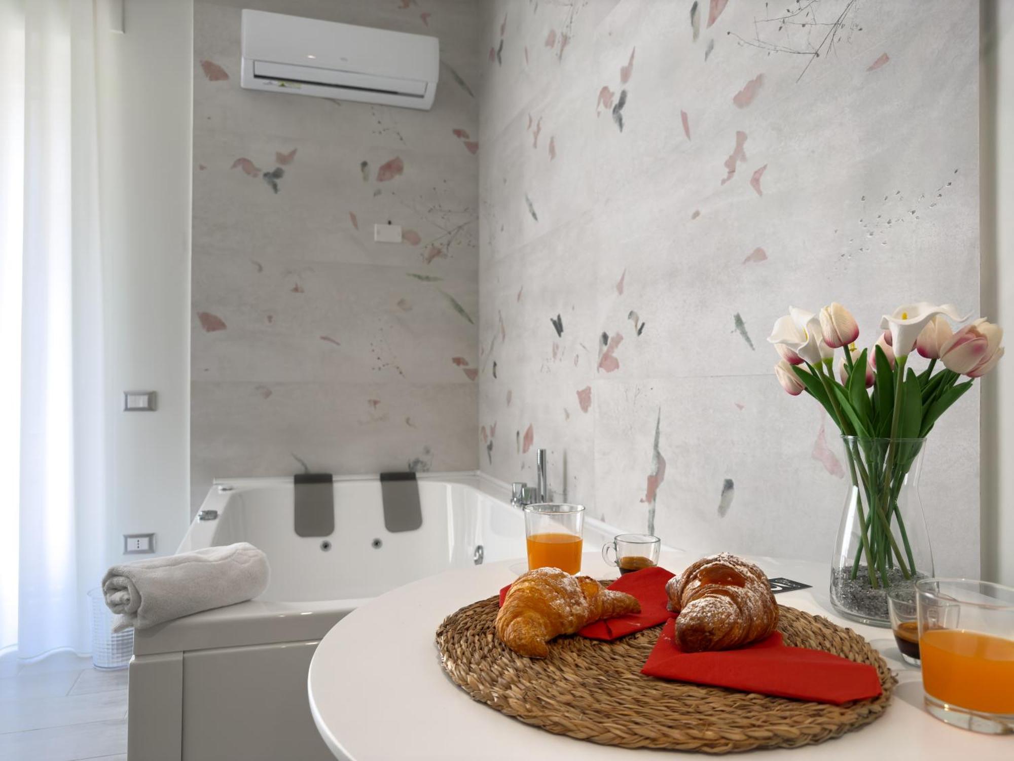 Al Civico3 Home & Suites Salerno Kültér fotó
